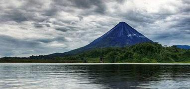 Private Arenal Volcano Tour Express (Private Chauffeur Services)