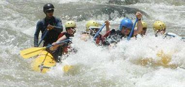 Whitewater Rafting the Savegre River (Class II/III)